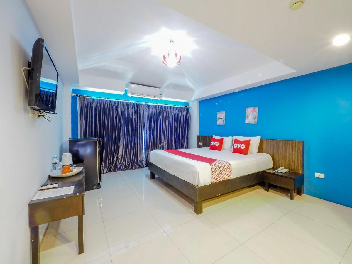 Oyo 75367 Ud Pattaya Hotel 방라뭉 외부 사진