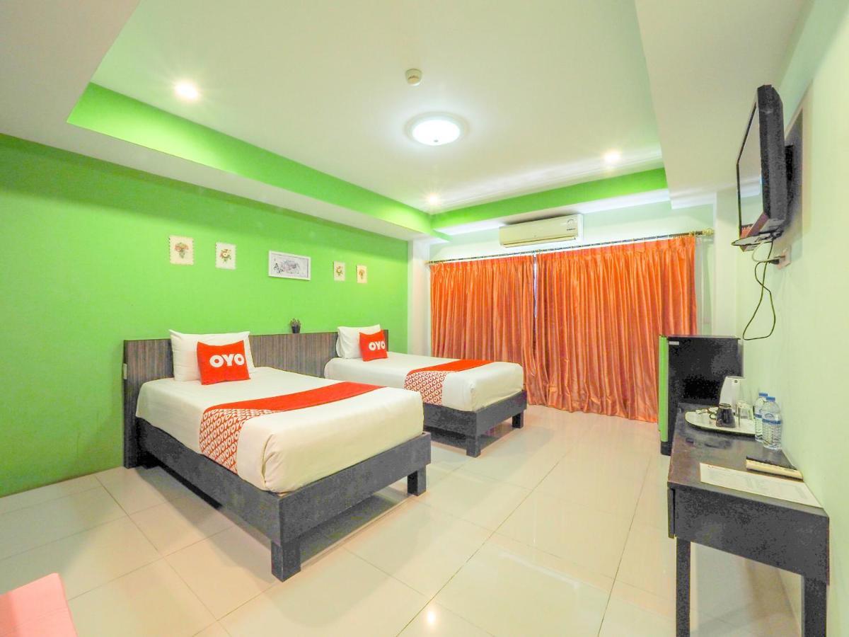 Oyo 75367 Ud Pattaya Hotel 방라뭉 외부 사진