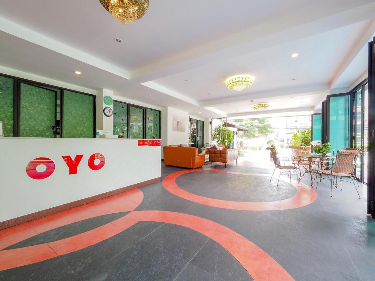 Oyo 75367 Ud Pattaya Hotel 방라뭉 외부 사진