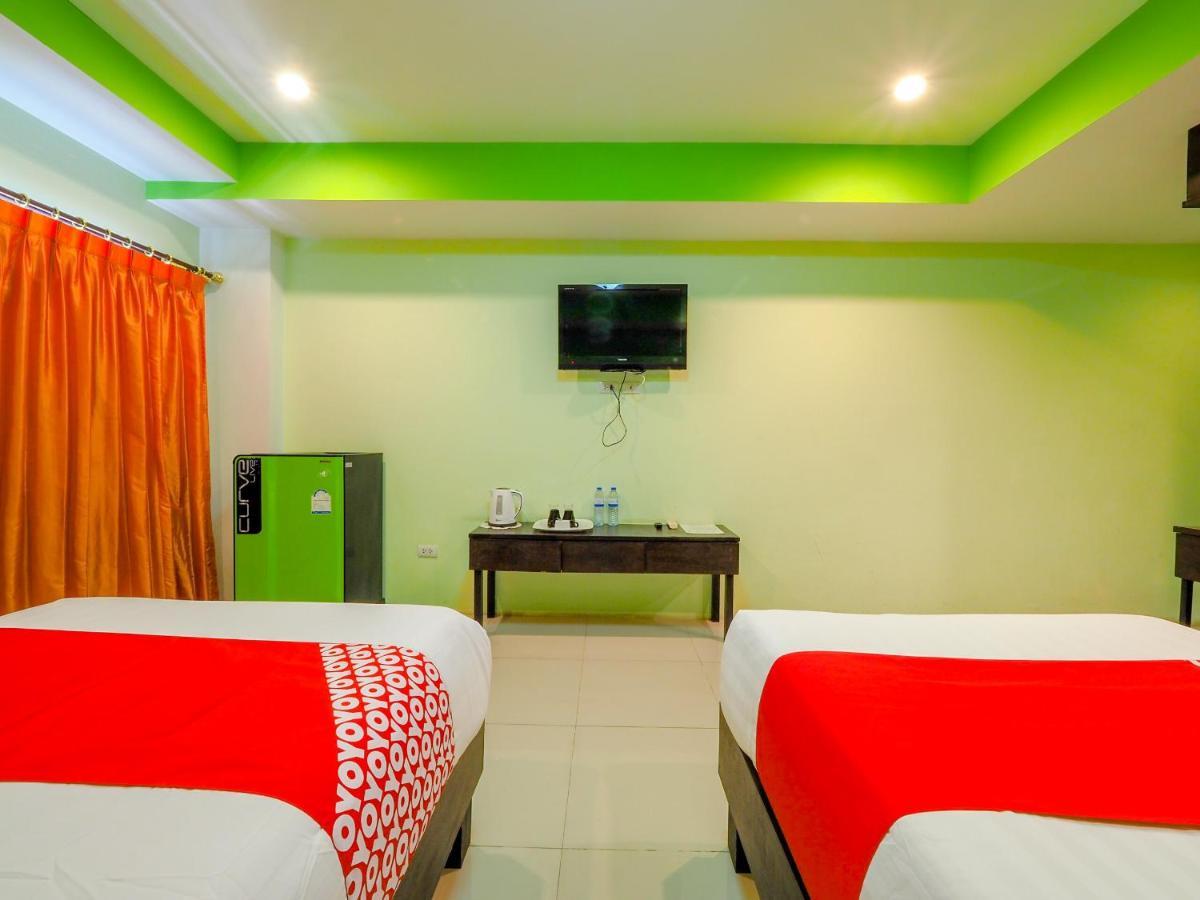Oyo 75367 Ud Pattaya Hotel 방라뭉 외부 사진