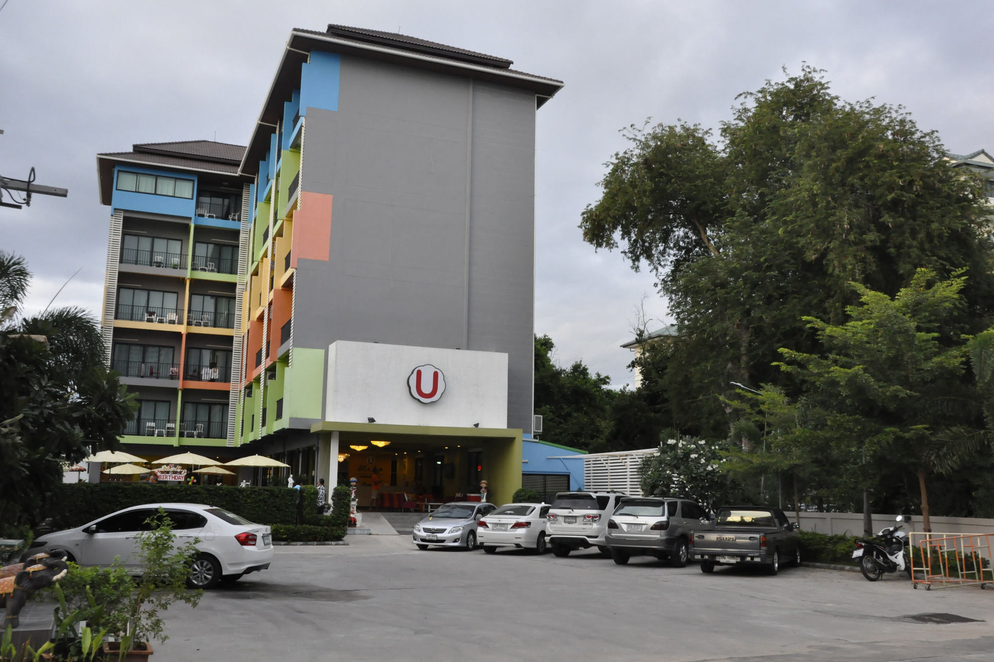 Oyo 75367 Ud Pattaya Hotel 방라뭉 외부 사진